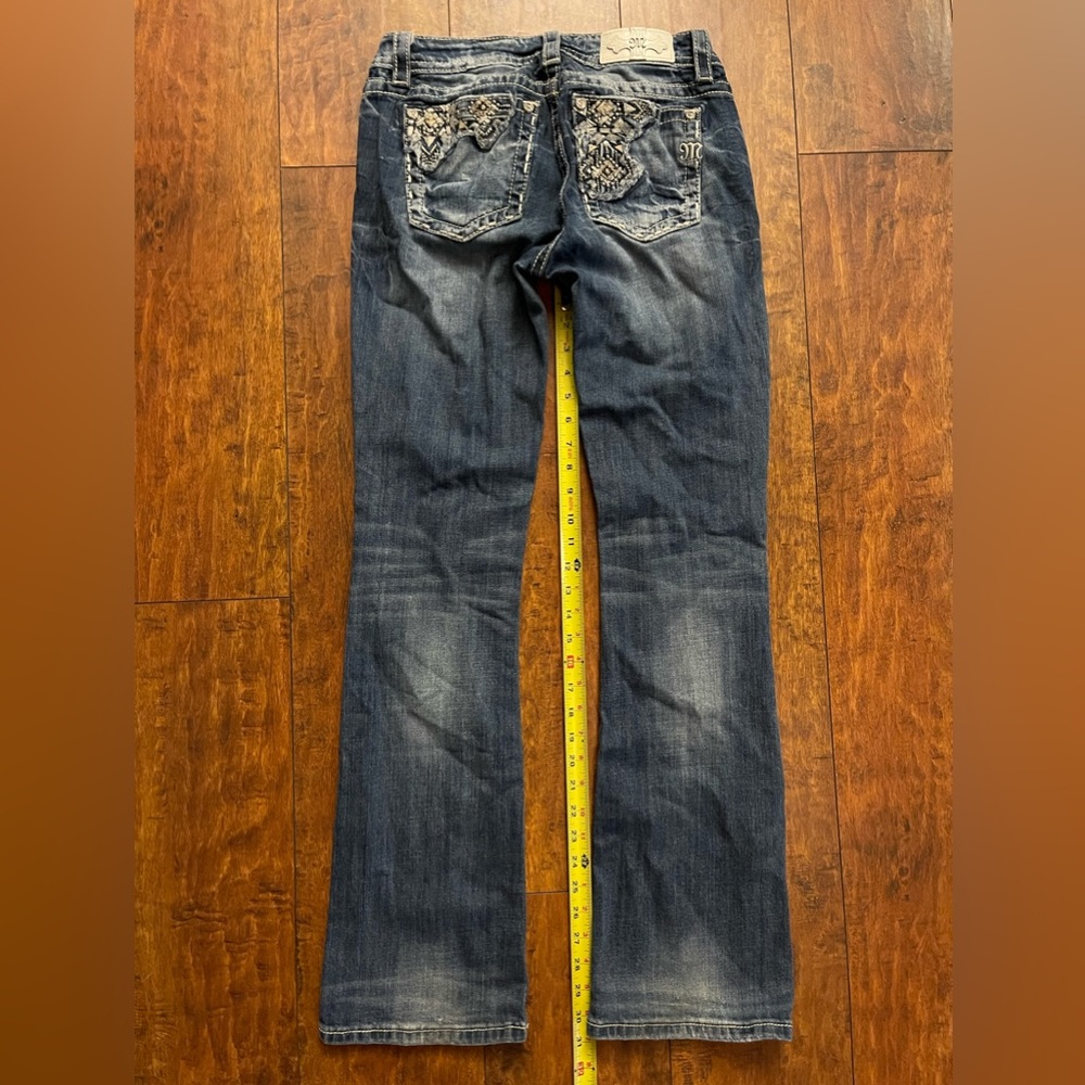 Miss Me Size 29 Boot Cut
